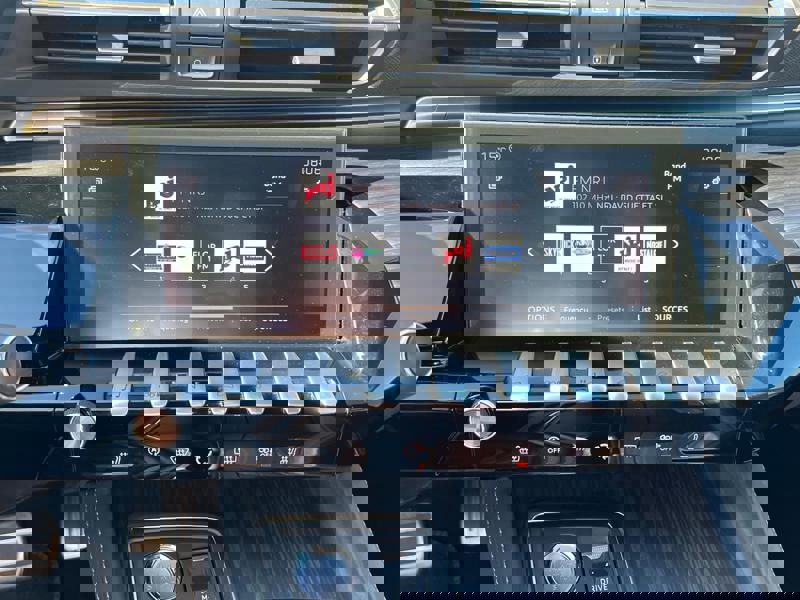 Image Peugeot 〵‸㈨㄰ⴸ⤾ 1.6 225 GT EAT8 Full leds Focal GPS Carplay Caméra Sièges cuir élec chauff à mémoires Régul adapt Cl